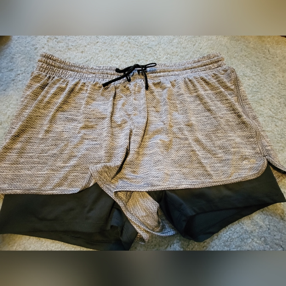 NWOT Women's DuoDry+ Lined Athletic Shorts, C9 by Champion, Size XXL